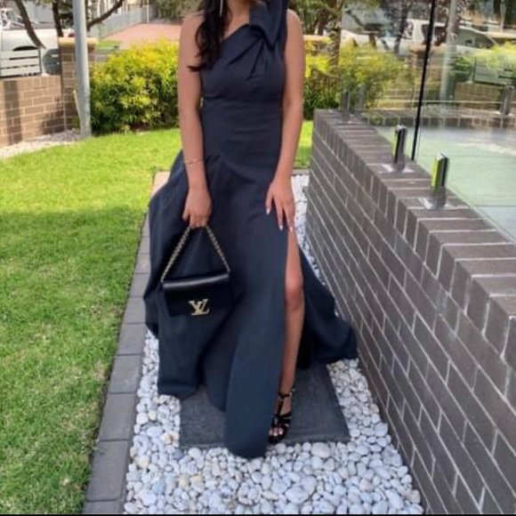 Toni Maticevski Dresses & Skirts - Toni Maticevski Accompany Gown